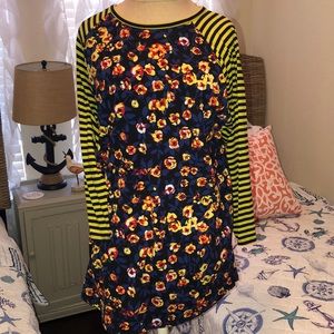 LulaRoe tunic top